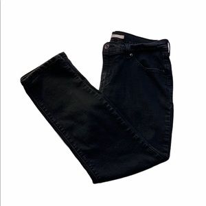 Boyfriend Levi Jeans